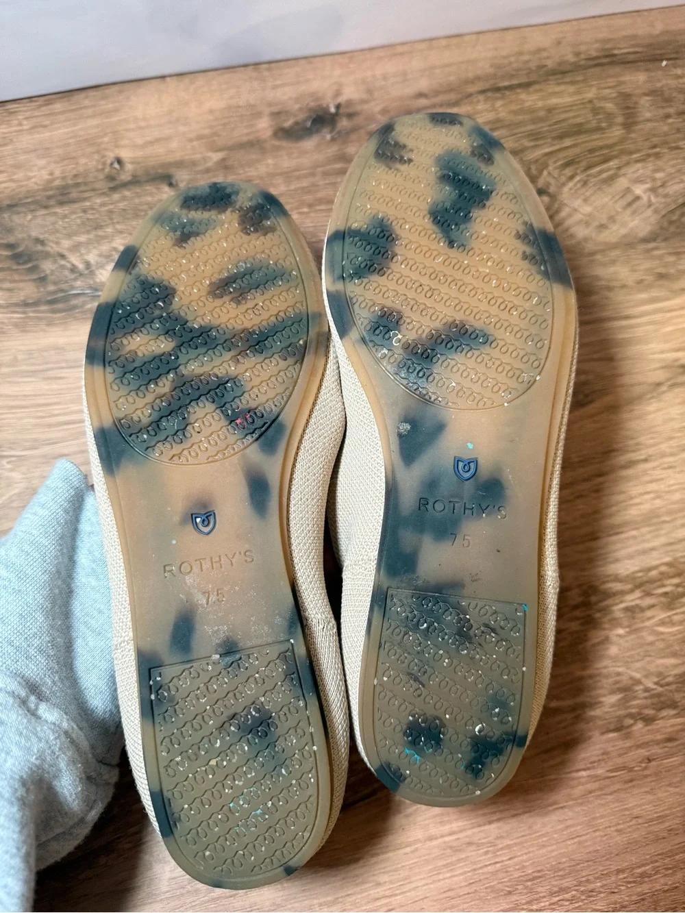 Rothy’s Round Flats 7.5 Sand